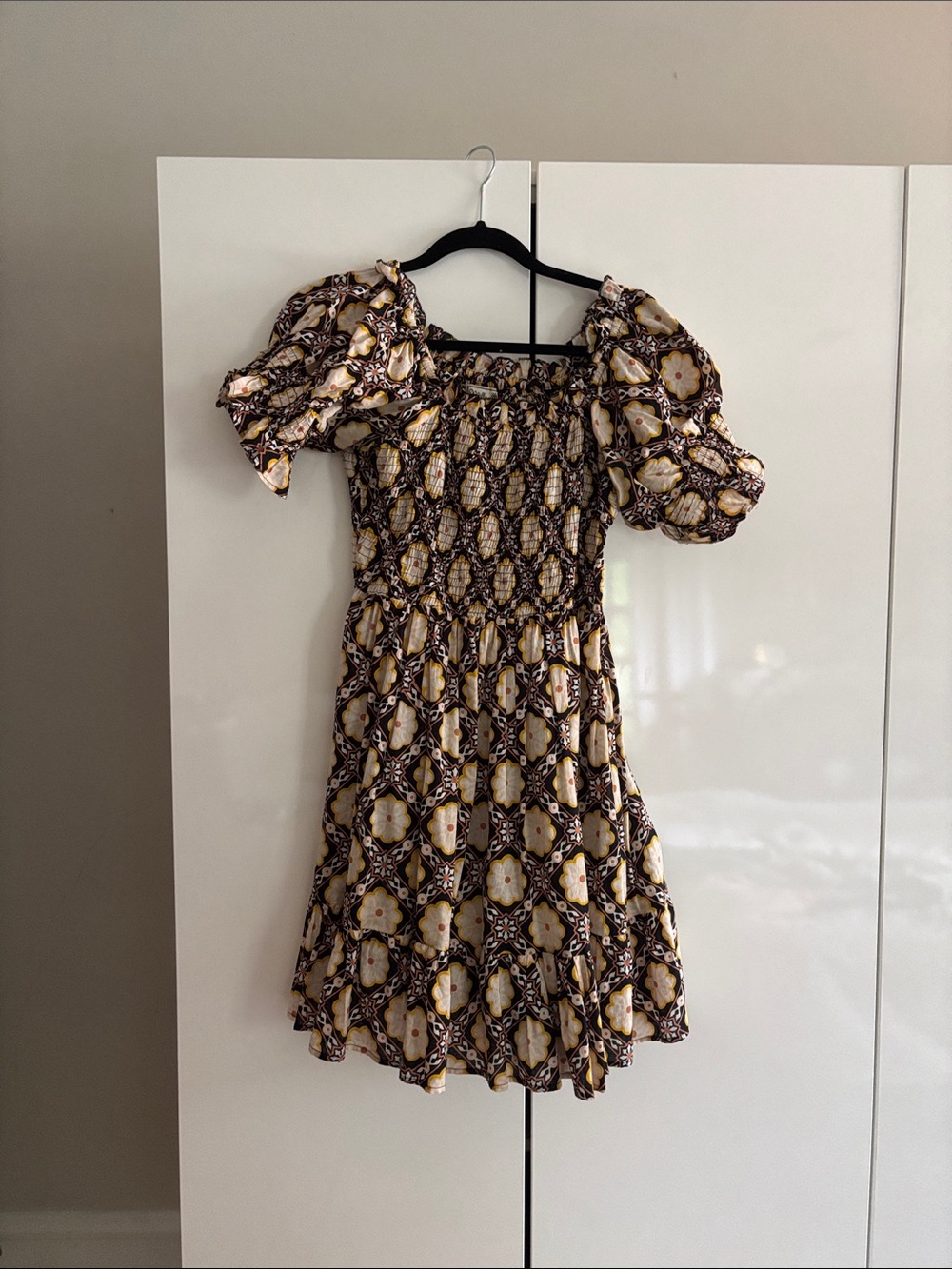 Smocked Puff-Sleeve Mini Dress in Brown and Cream
